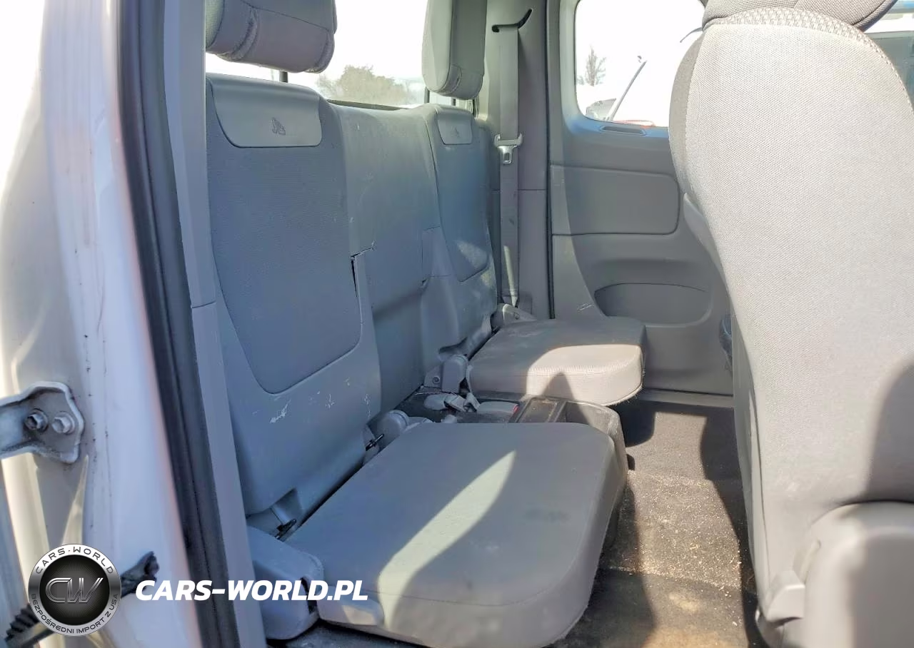 2012 Toyota Tacoma Access Cab VIN:5TFTX4CN2CX011102 - 10