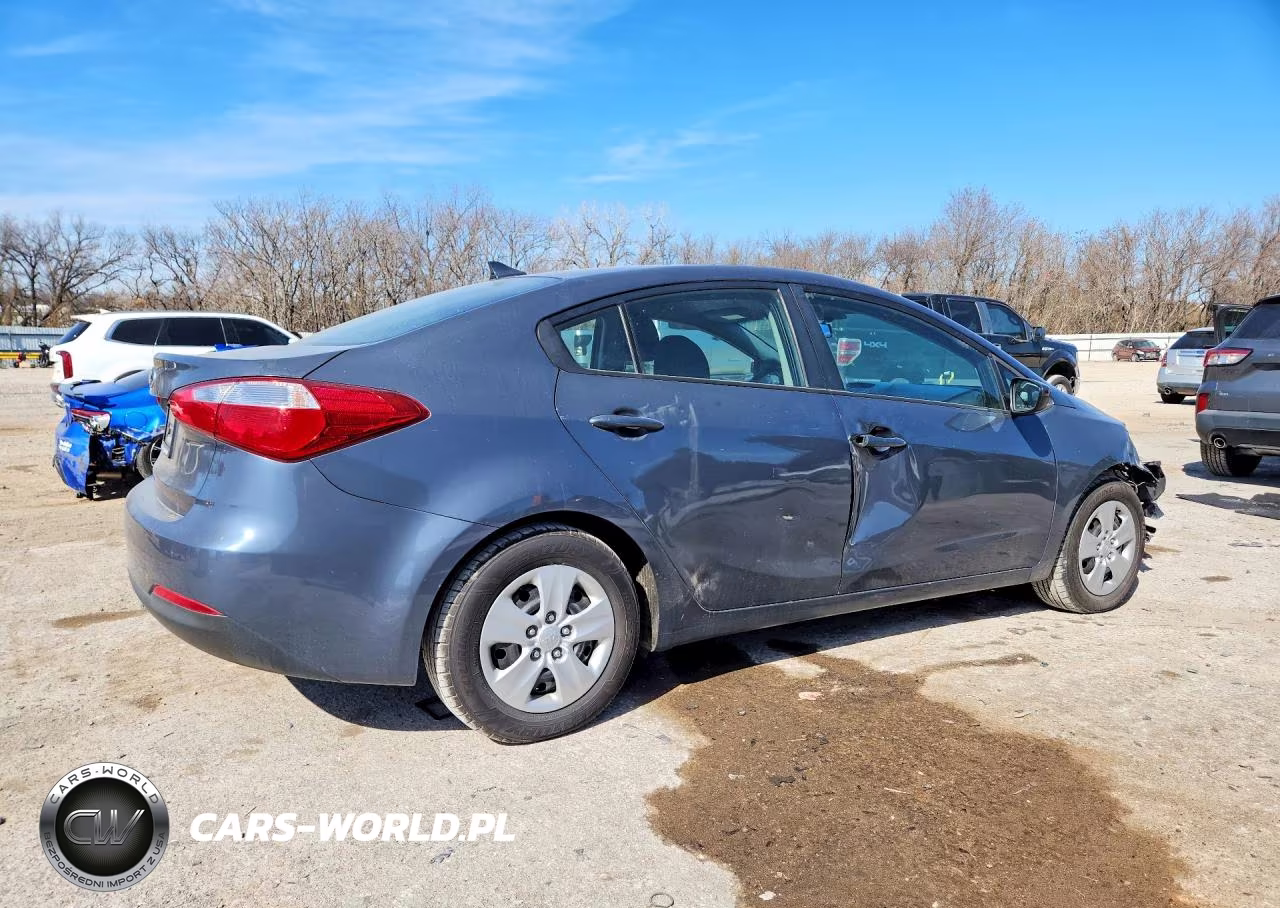 2016 Kia Forte Lx VIN:KNAFK4A62G5477389 - 3