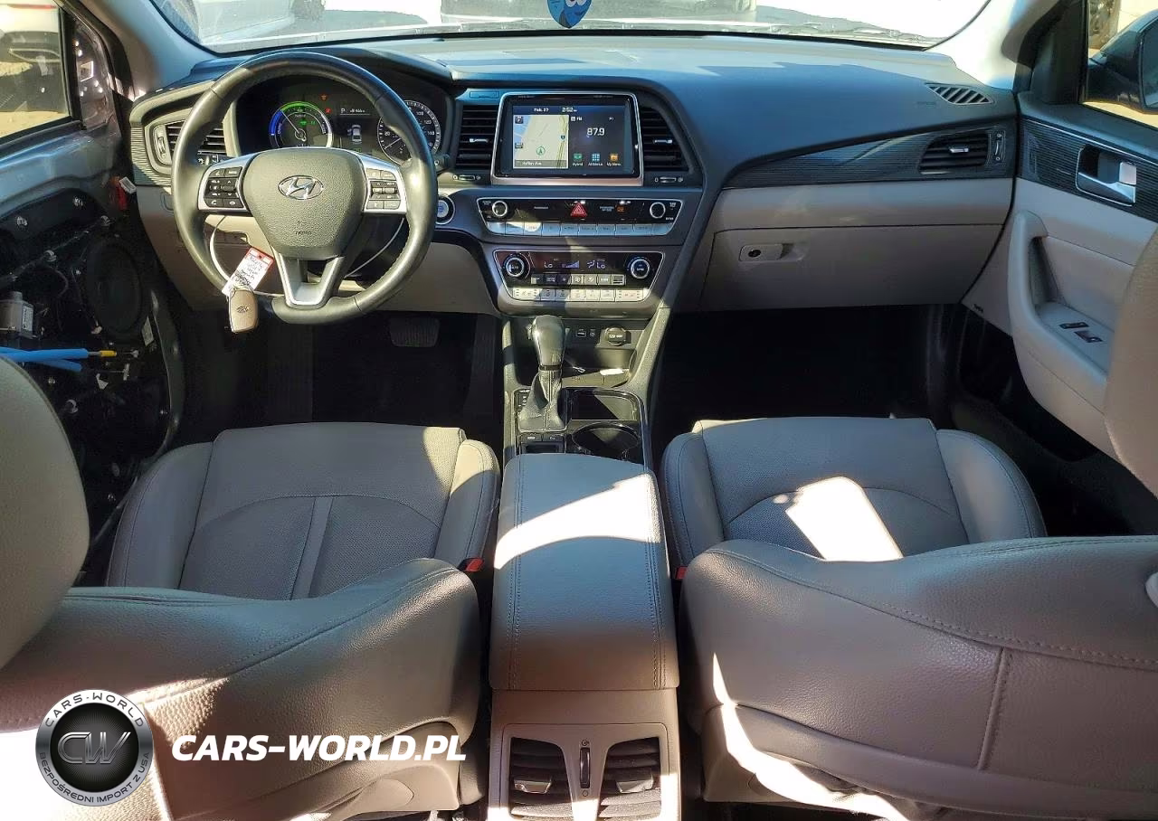 2019 Hyundai Sonata Hybrid VIN:KMHE34L34KA088781 - 8