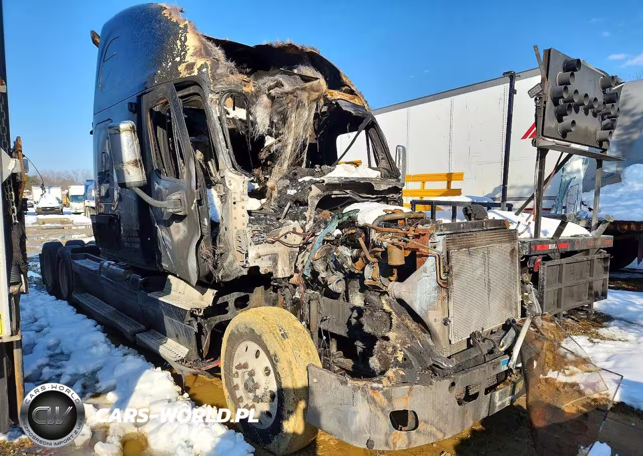 2009 Freightliner Cascadia 1