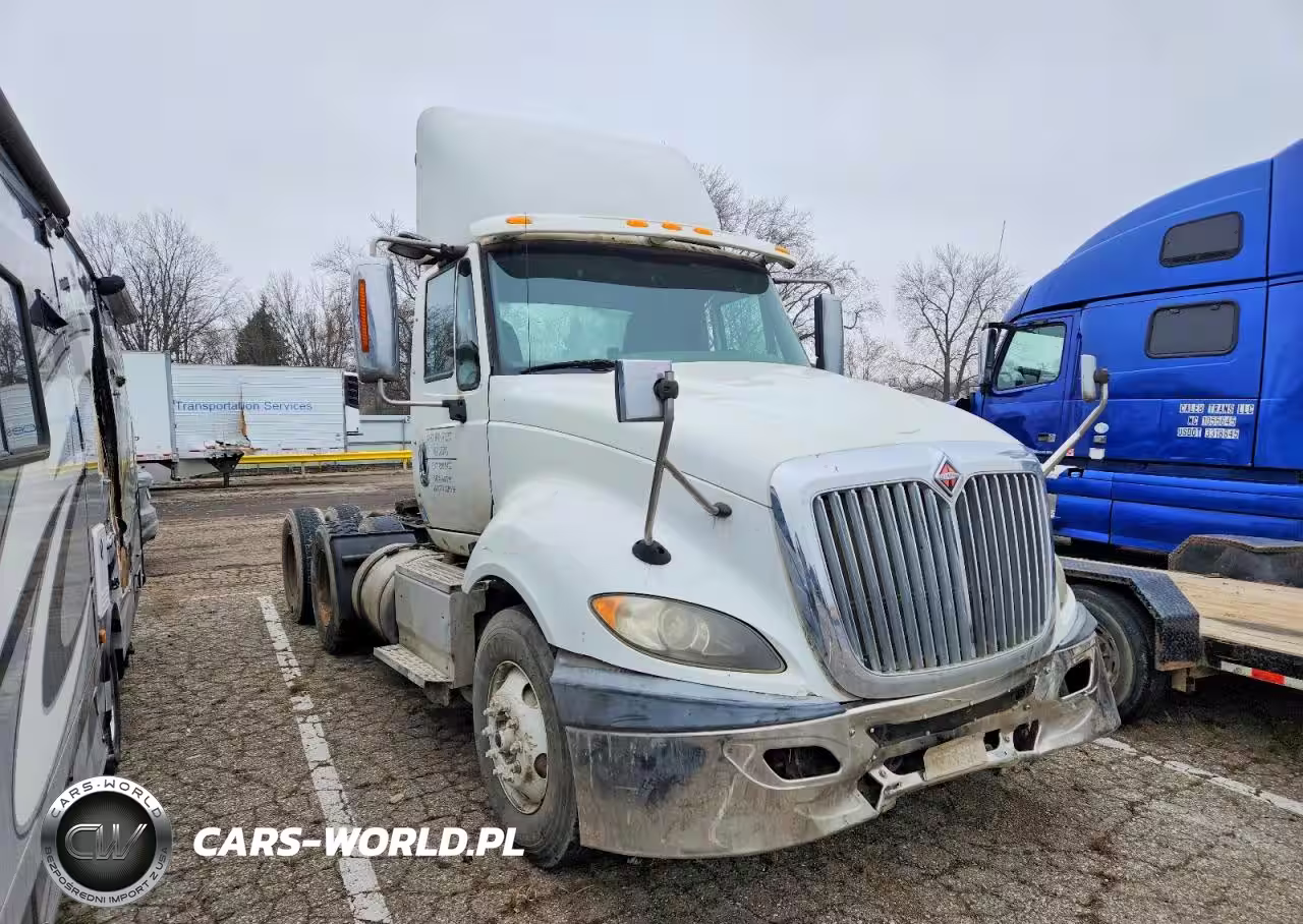 2015 International Prostar Semi Truck