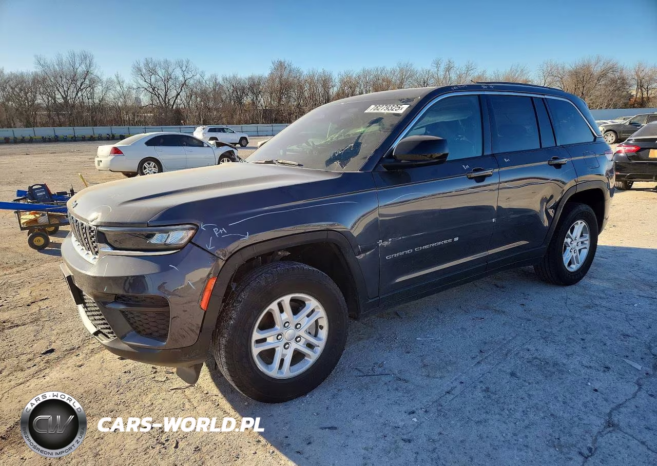 2022 Jeep Grand Cherokee Laredo – zdjęcie 1 z 12