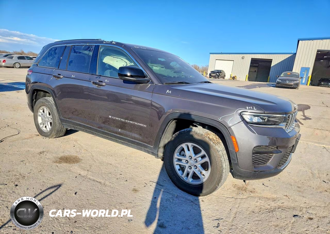 2022 Jeep Grand Cherokee Laredo VIN:1C4RJHAG4N8626299 - 4