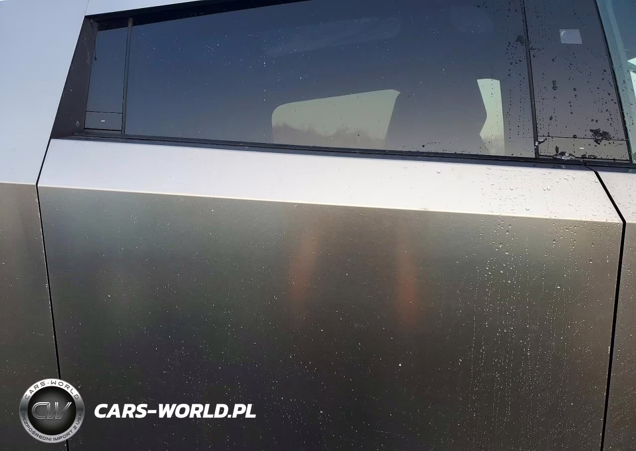 2024 Tesla Cybertruck VIN:7G2CEHED6RA056770 - 11