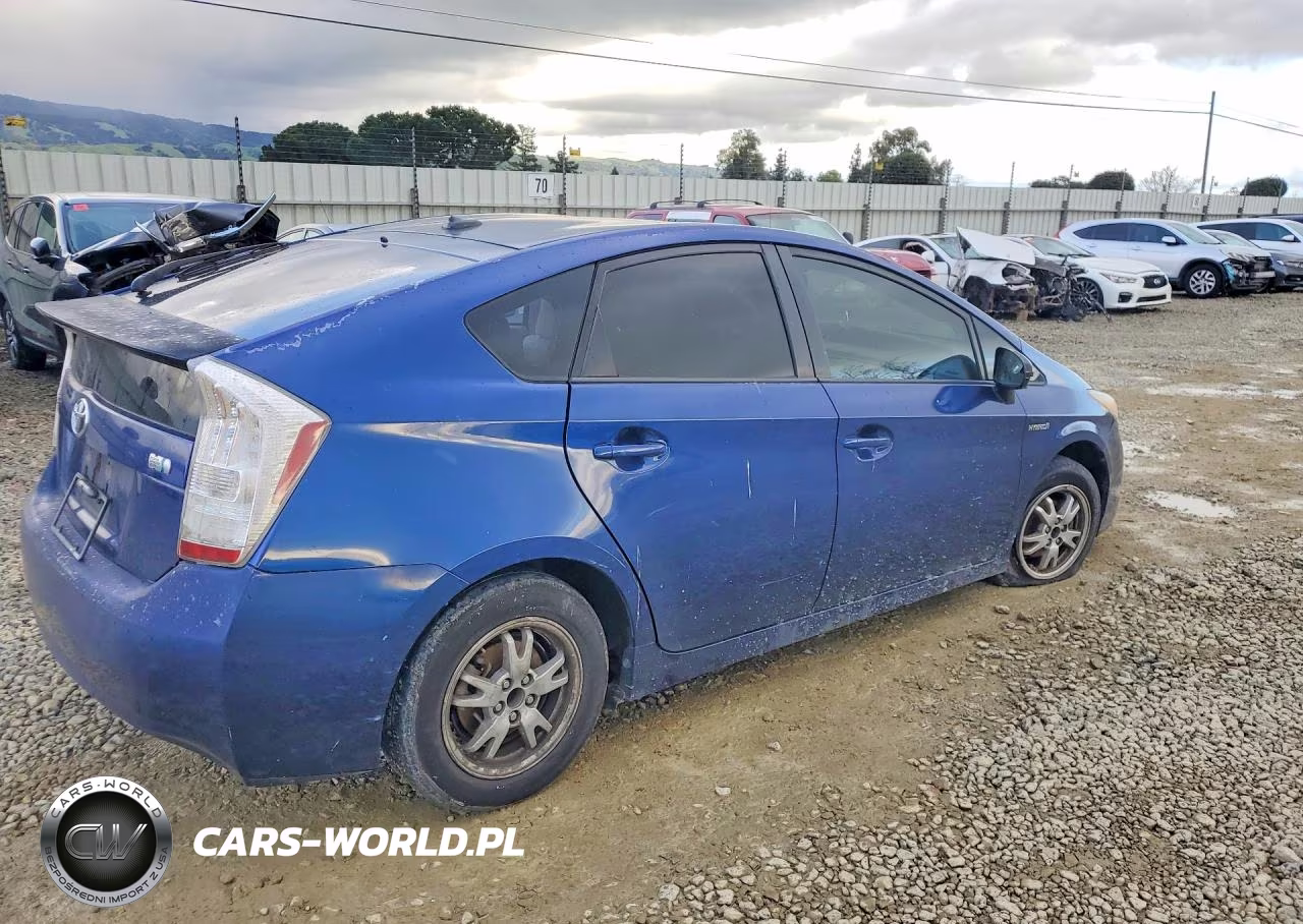 2010 Toyota Prius VIN:JTDKN3DU7A1242255 - 3