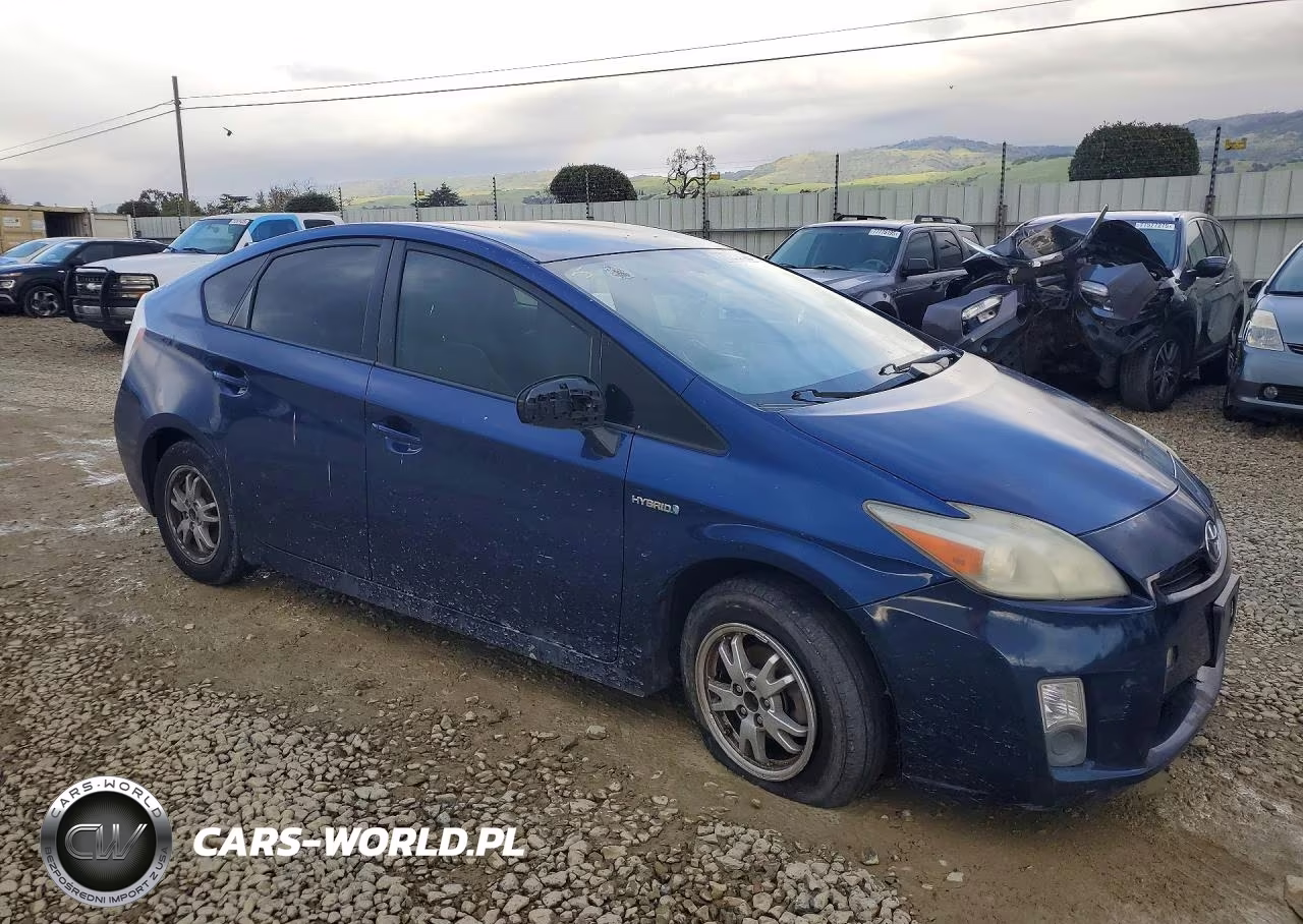2010 Toyota Prius VIN:JTDKN3DU7A1242255 - 4