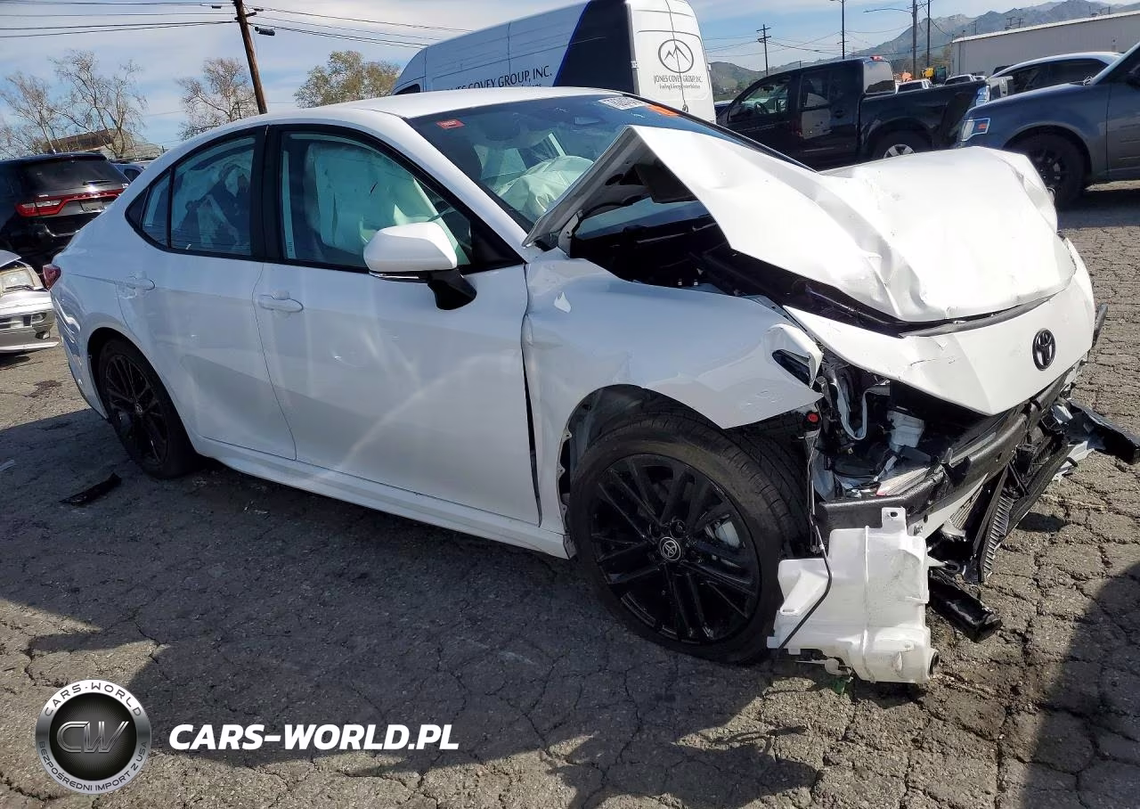2026 Toyota Camry Se VIN:4T1DBADK8TU046424 - 4