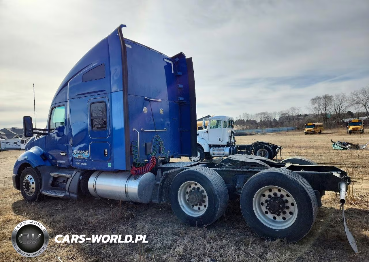 2015 Kenworth T680 Semi Truck VIN:1XKYD49X3FJ459867 - 3