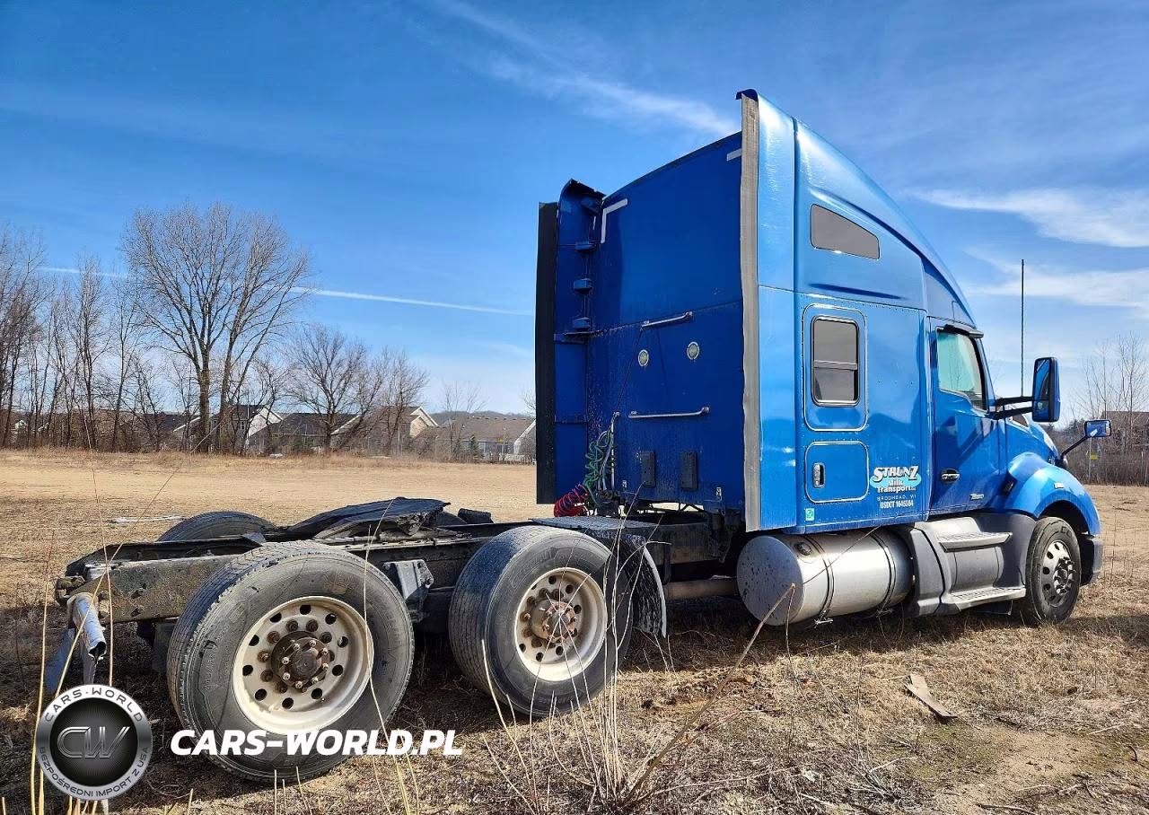 2015 Kenworth T680 Semi Truck VIN:1XKYD49X3FJ459867 - 4