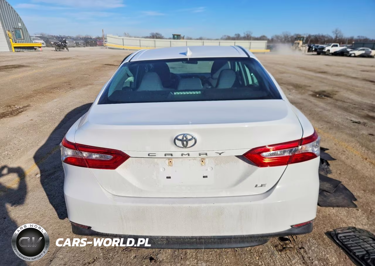 2019 Toyota Camry L VIN:4T1B11HK3KU700619 - 6