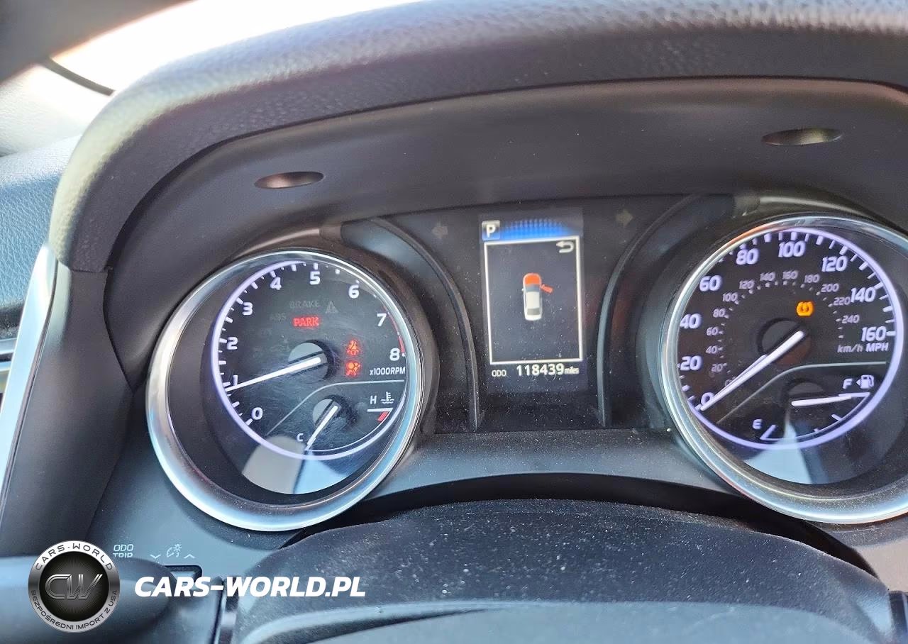 2019 Toyota Camry L VIN:4T1B11HK3KU700619 - 9