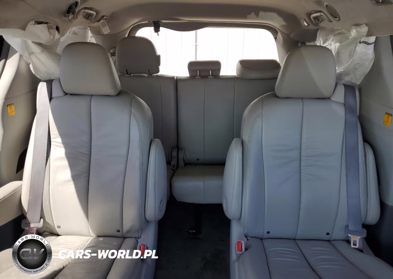 2011 Toyota Sienna Xle VIN:5TDDK3DC4BS005526 - 10