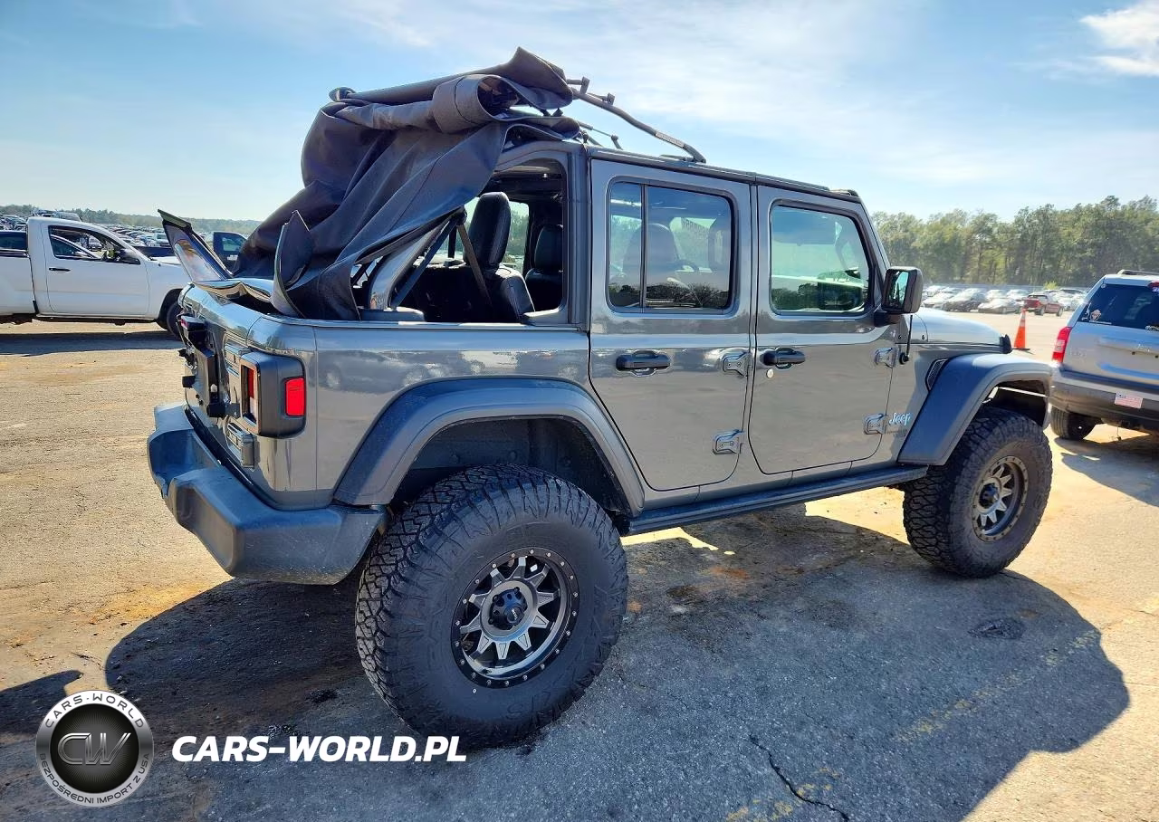 2020 Jeep Wrangler Unlimited Sport VIN:1C4HJXDG9LW348784 - 3