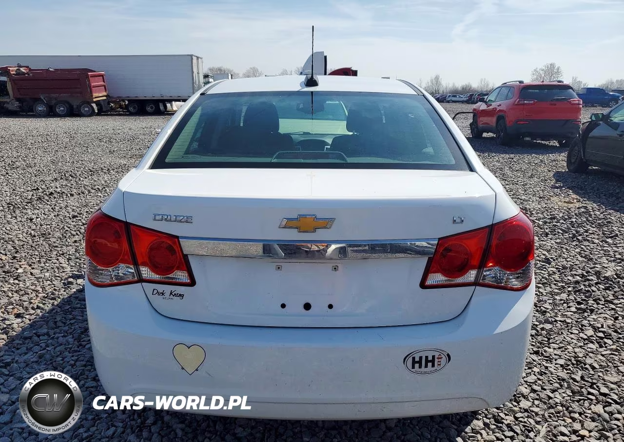 2015 Chevrolet Cruze Lt VIN:1G1PC5SBXF7130782 - 6