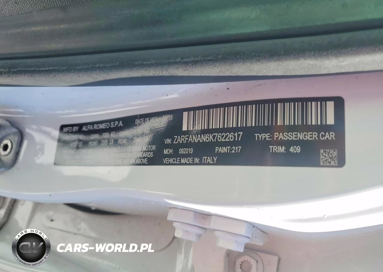 2019 Alfa Romeo Giulia VIN:ZARFANAN6K7622617 - 12