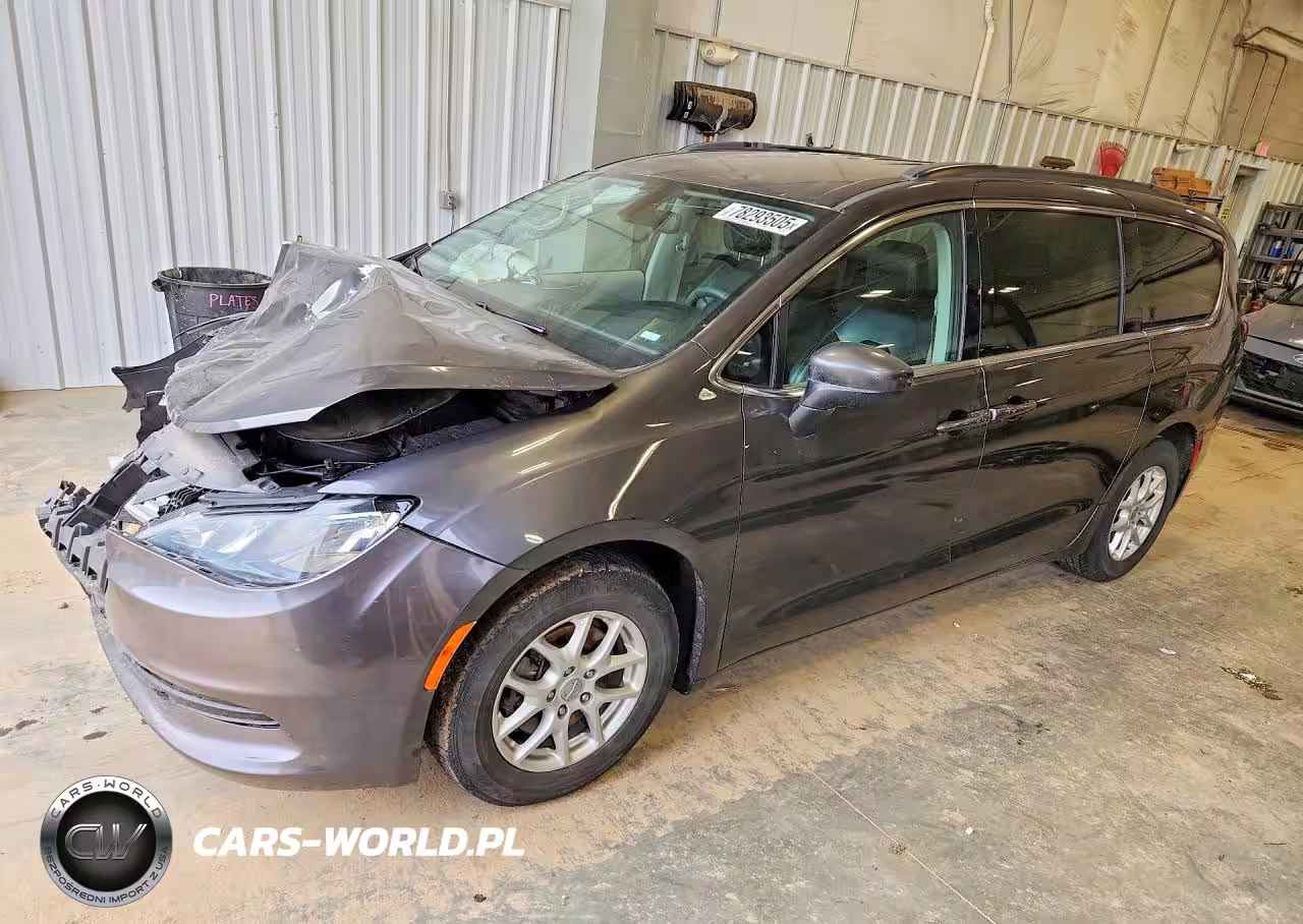 2020 Chrysler Voyager Lxi