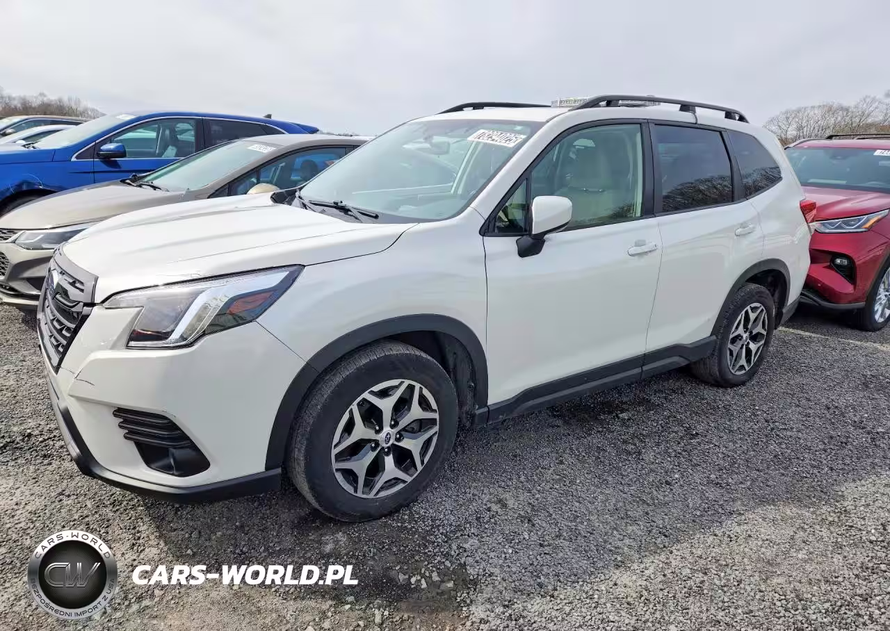 2023 Subaru Forester Premium