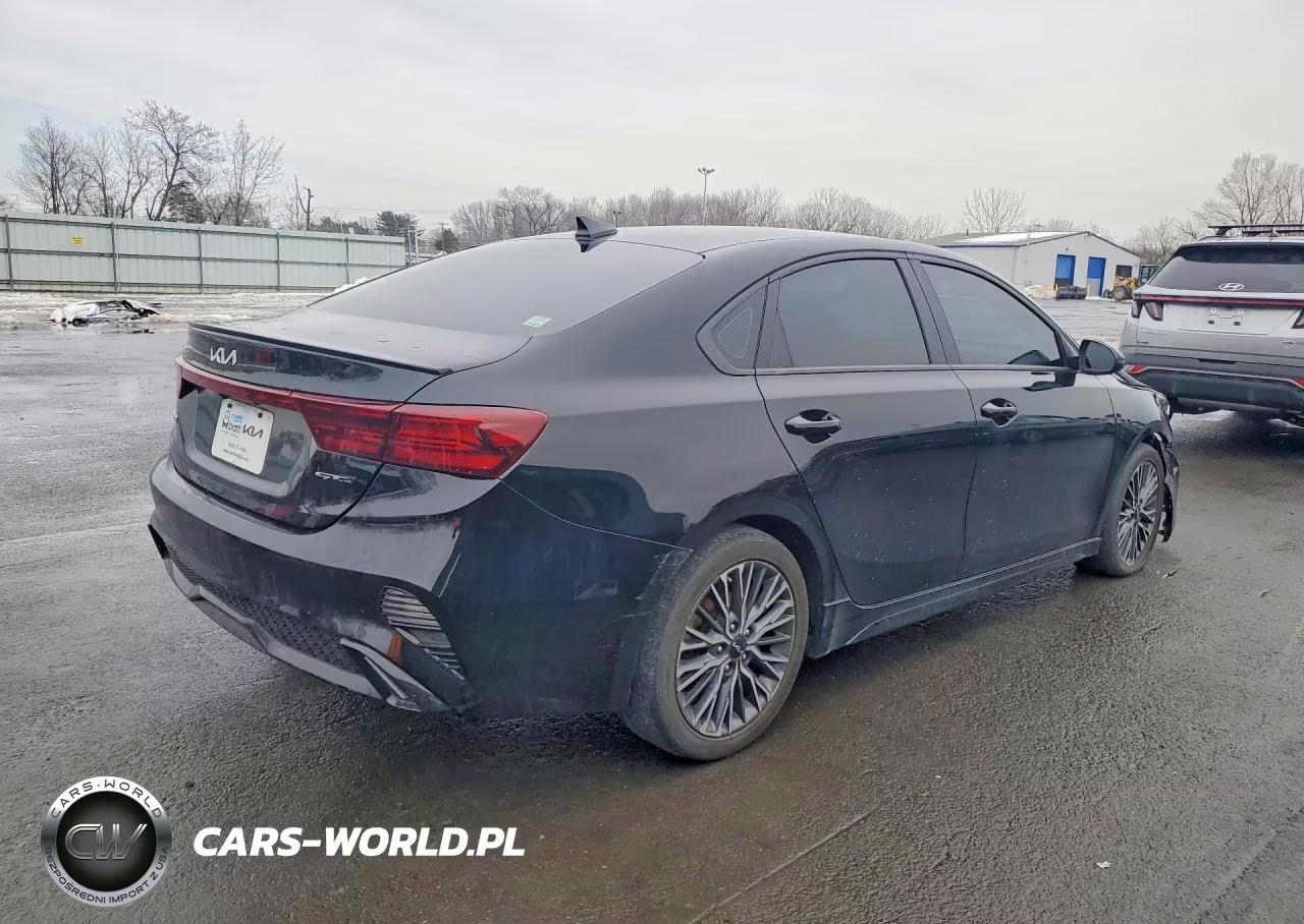 2023 Kia Forte Gt-Line VIN:3KPF54AD8PE633528 - 3
