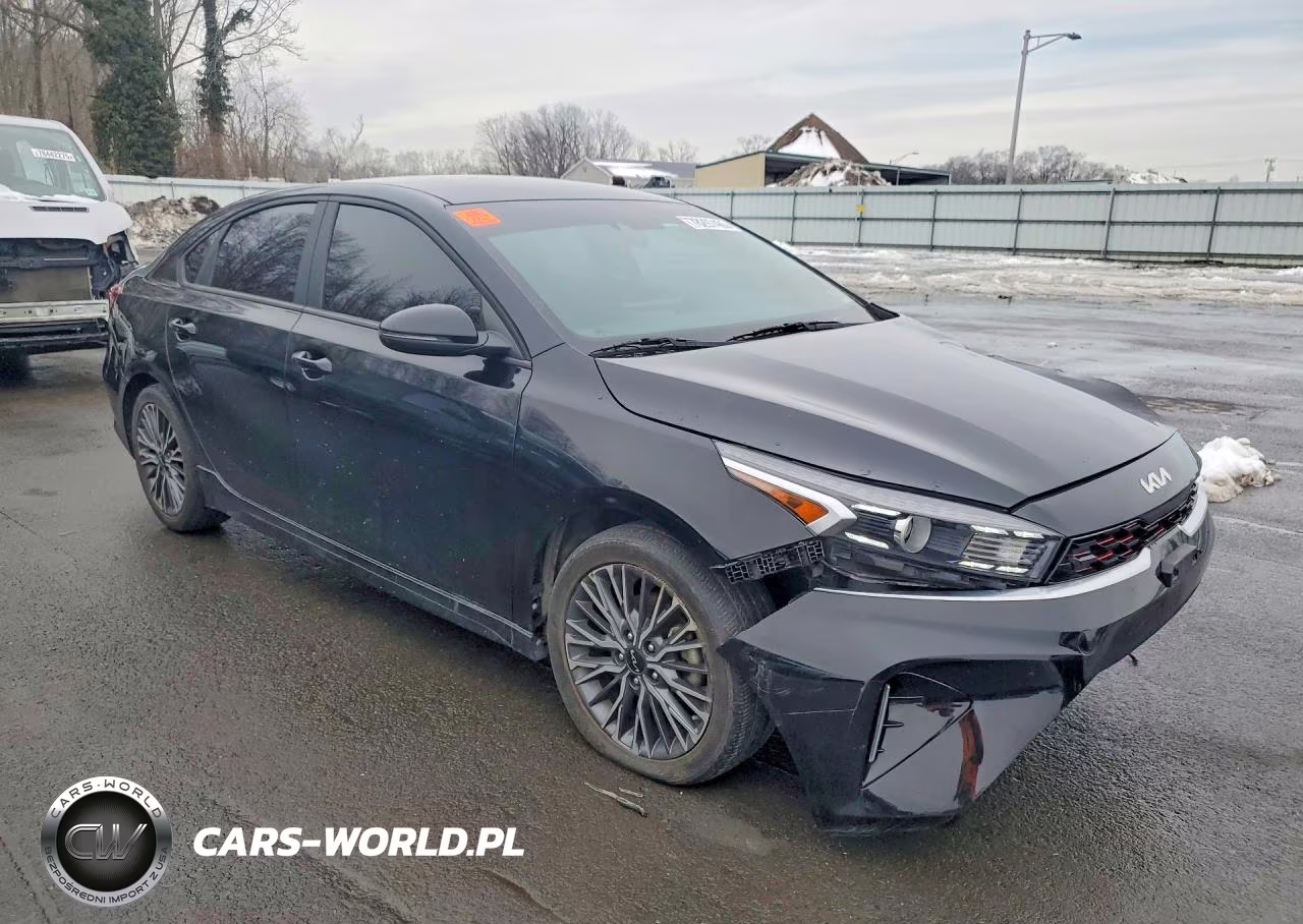 2023 Kia Forte Gt-Line VIN:3KPF54AD8PE633528 - 4