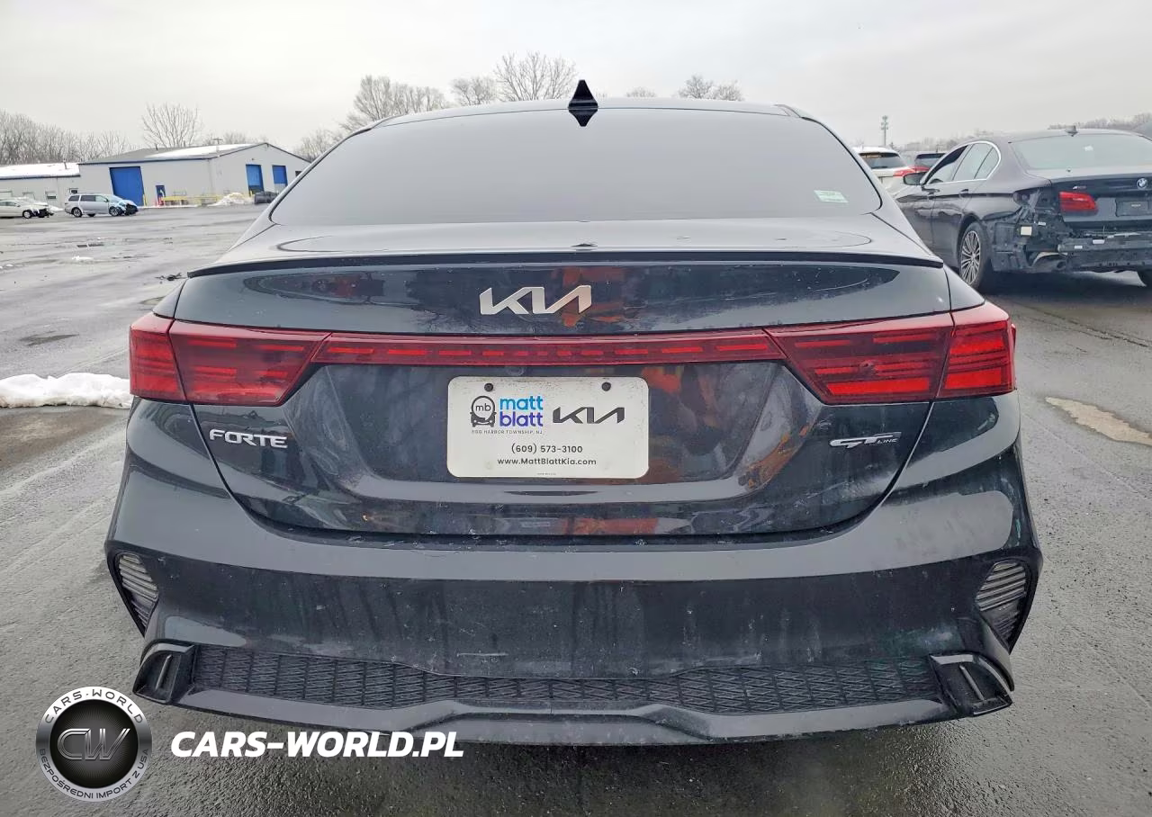 2023 Kia Forte Gt-Line VIN:3KPF54AD8PE633528 - 6