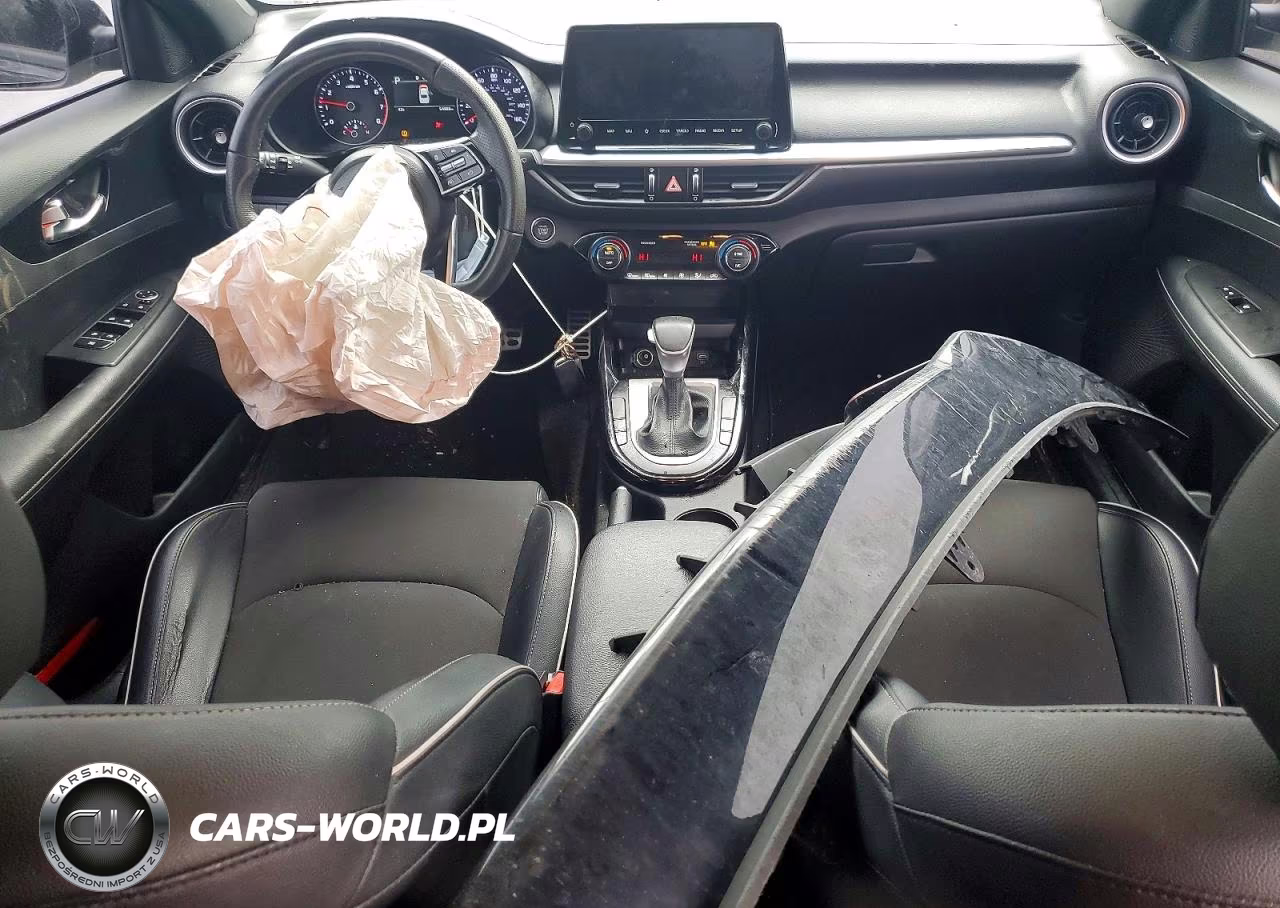 2023 Kia Forte Gt-Line VIN:3KPF54AD8PE633528 - 8