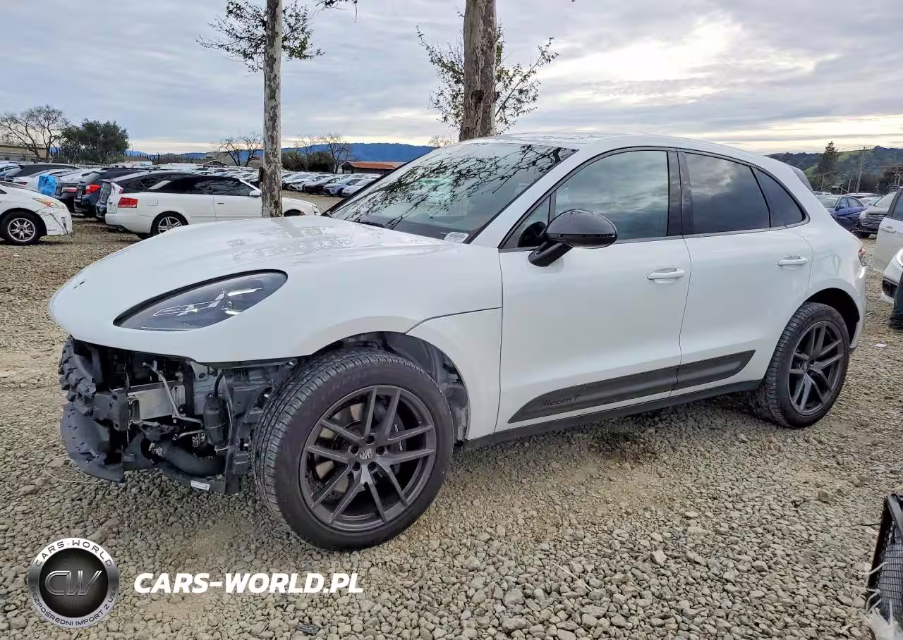 2024 Porsche Macan Base