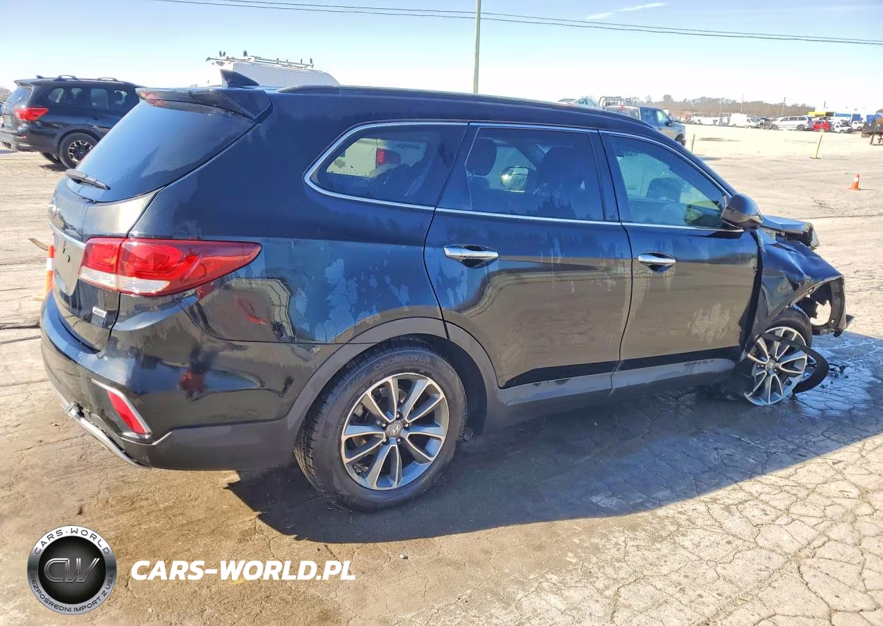 2017 Hyundai Santa Fe Se VIN:KM8SMDHF5HU169587 - 3
