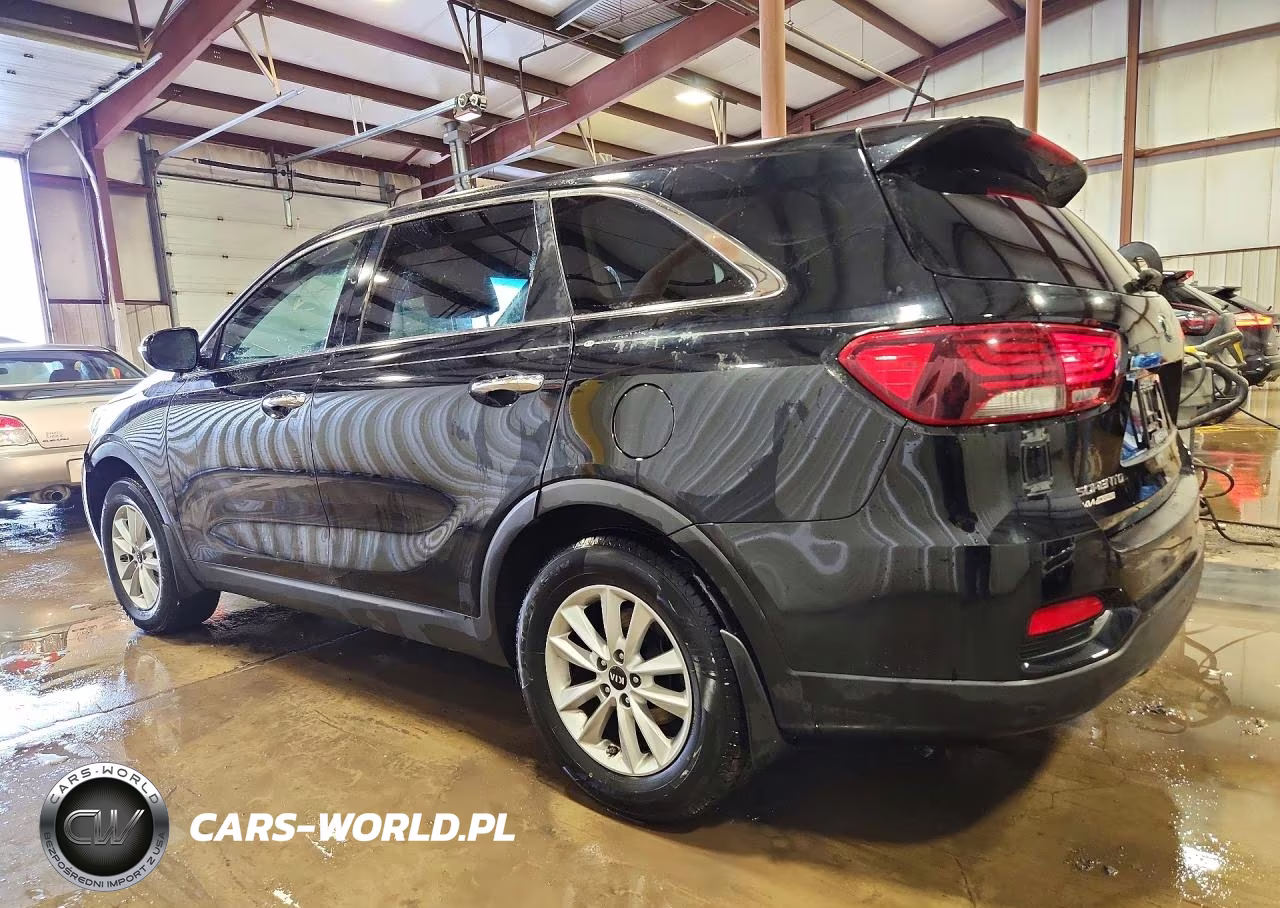 2019 Kia Sorento L VIN:5XYPG4A38KG577060 - 2