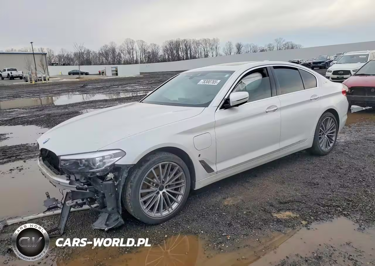 2018 BMW 530E