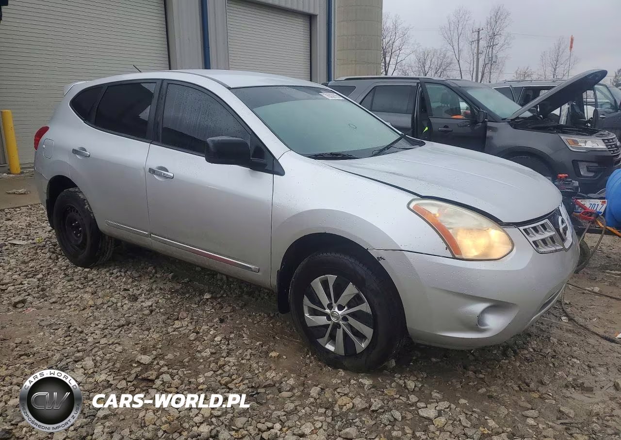2013 Nissan Rogue S VIN:JN8AS5MT8DW539196 - 4