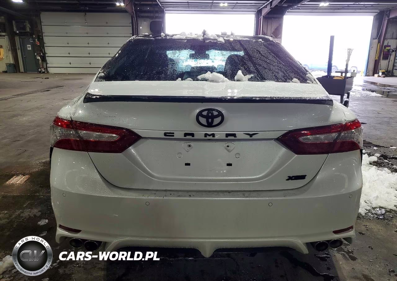 2018 Toyota Camry Xse VIN:4T1B61HK4JU029185 - 6