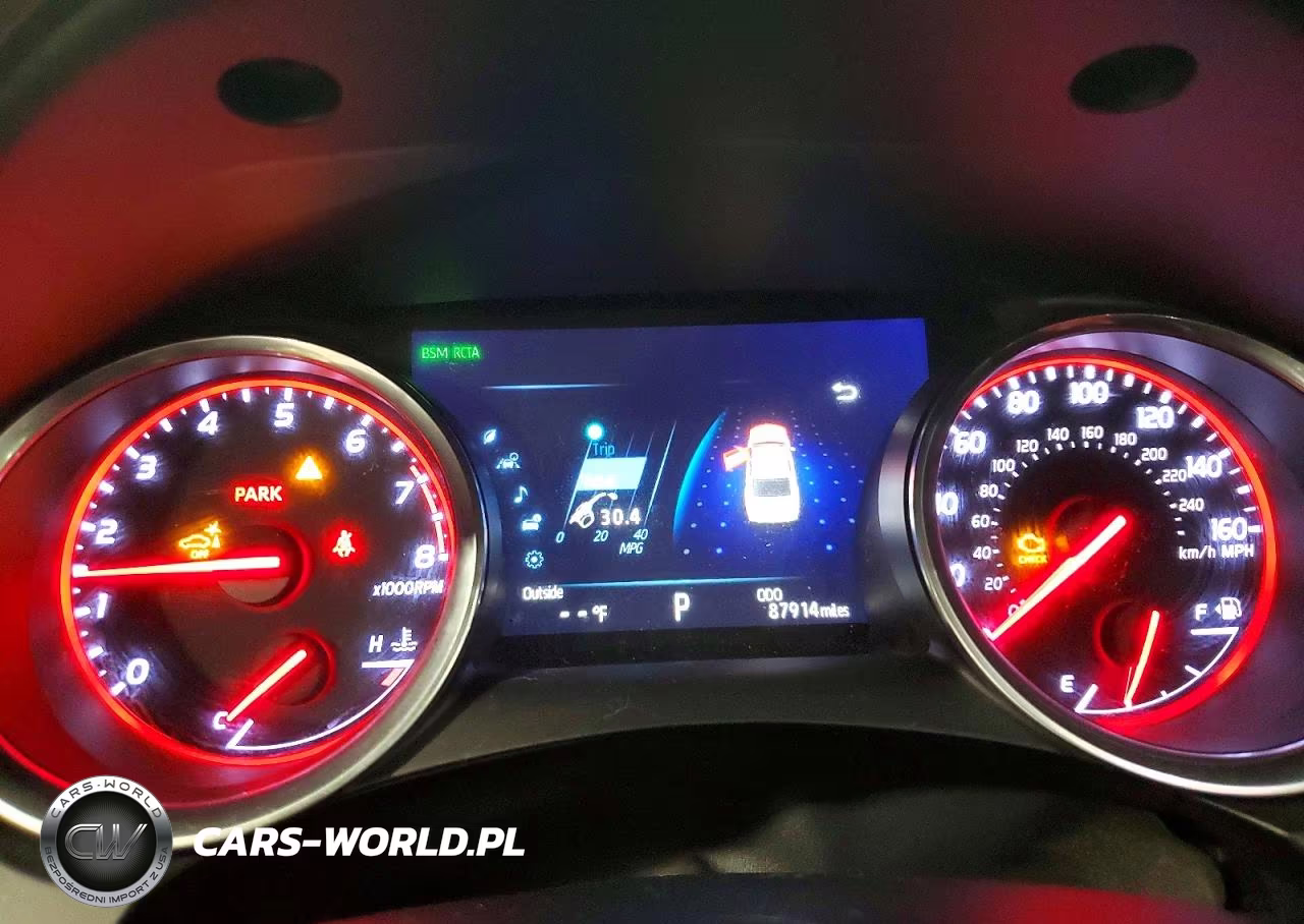 2018 Toyota Camry Xse VIN:4T1B61HK4JU029185 - 9