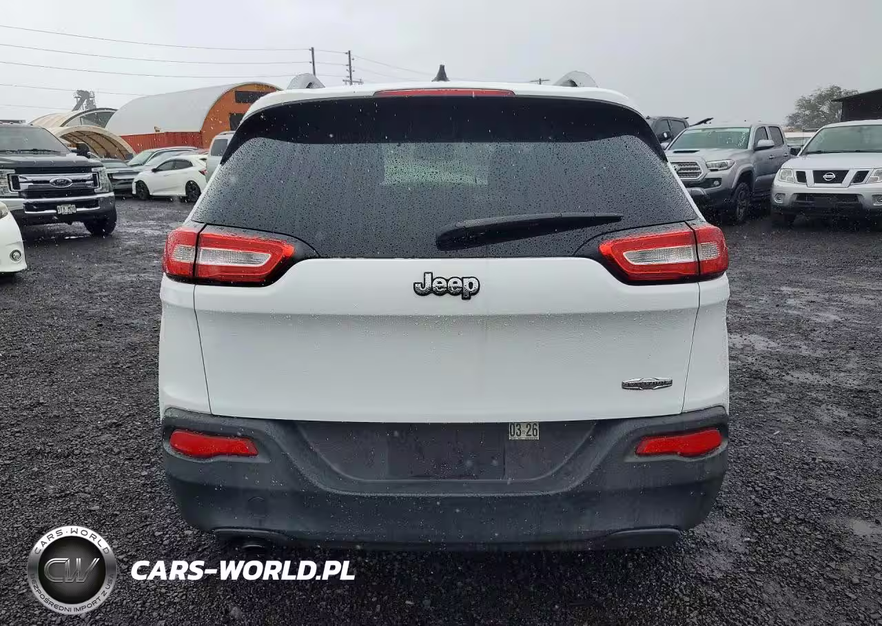2014 Jeep Cherokee Latitude VIN:1C4PJLCB6EW185122 - 6