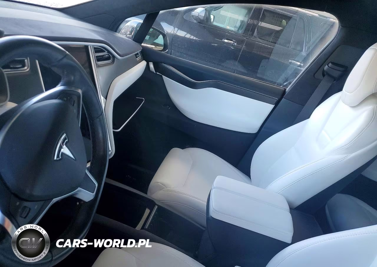 2017 Tesla Model X VIN:5YJXCBE23HF049623 - 8