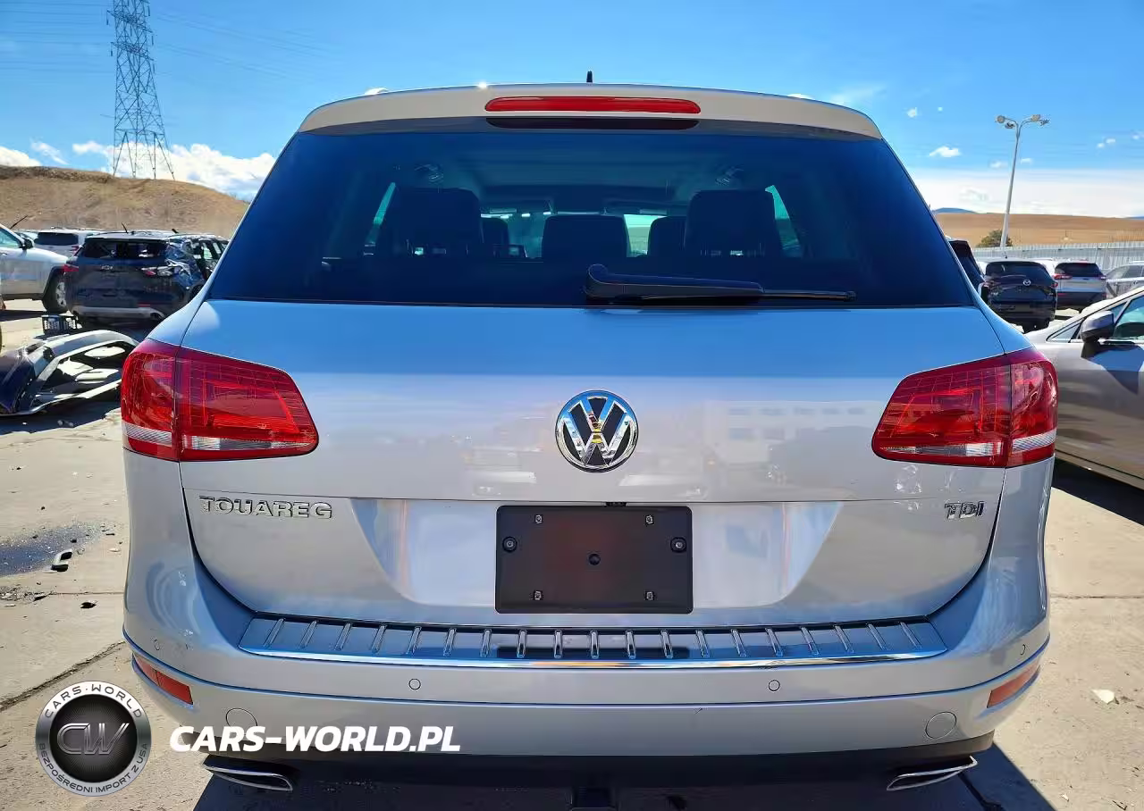 2014 Volkswagen Touareg V6 Tdi VIN:WVGEP9BP2ED010332 - 6