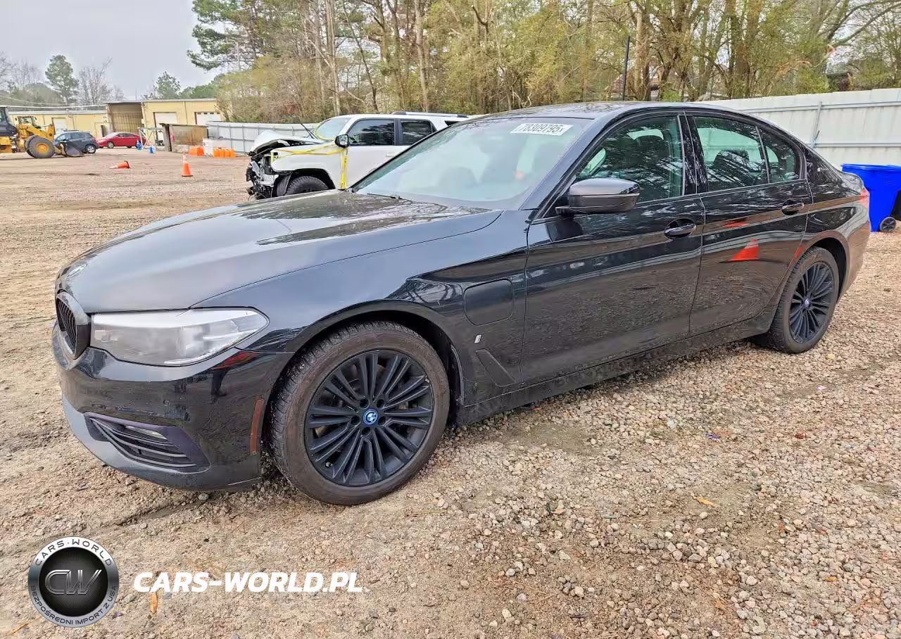 2018 BMW 530Xe