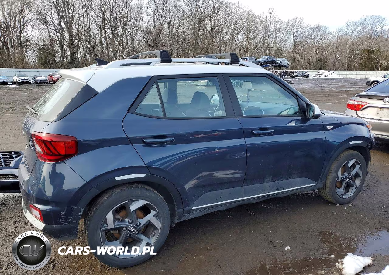 2021 Hyundai Venue VIN:KMHRC8A30MU087236 - 3