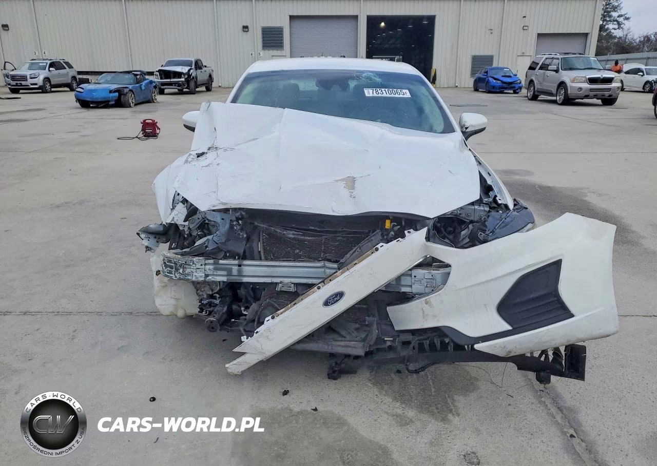 2019 Ford Fusion S VIN:3FA6P0G77KR126941 - 5