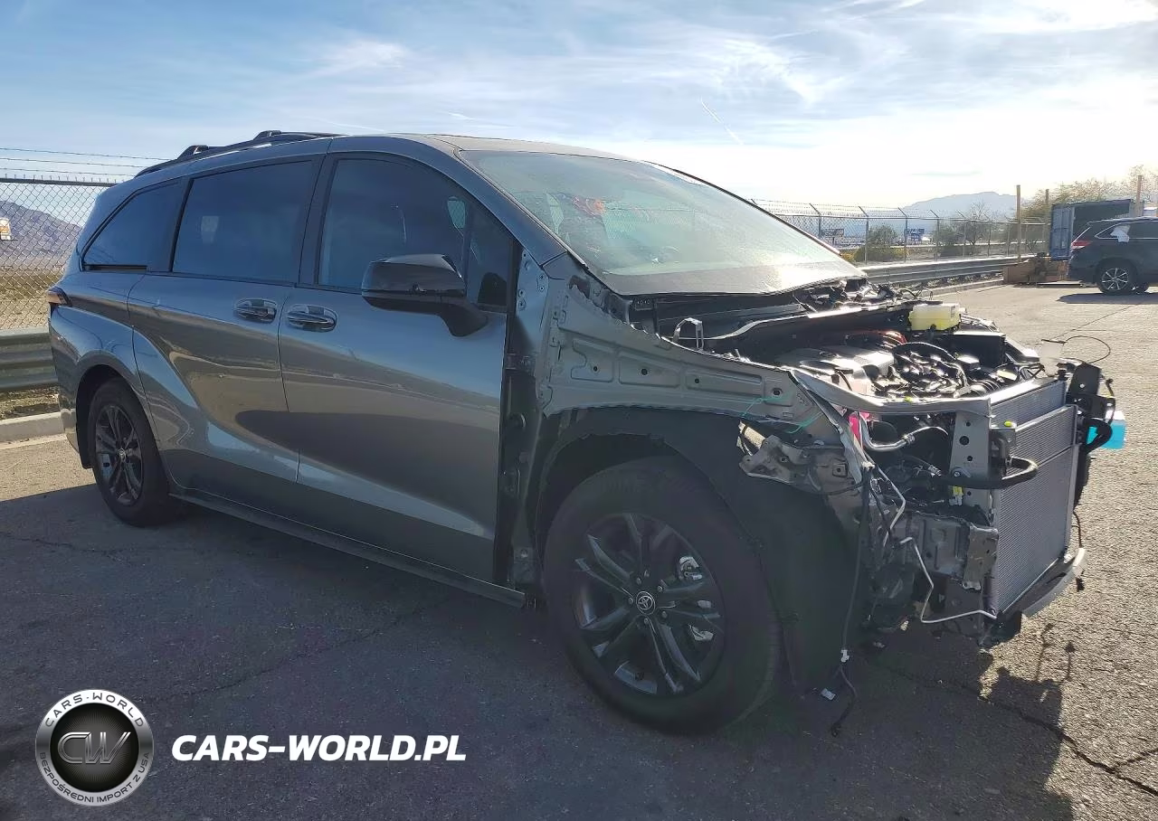 2026 Toyota Sienna Xse VIN:5TDXSKFCXTS230359 - 4