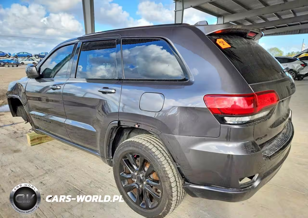 2018 Jeep Grand Cherokee Laredo VIN:1C4RJFAG6JC104883 - 2