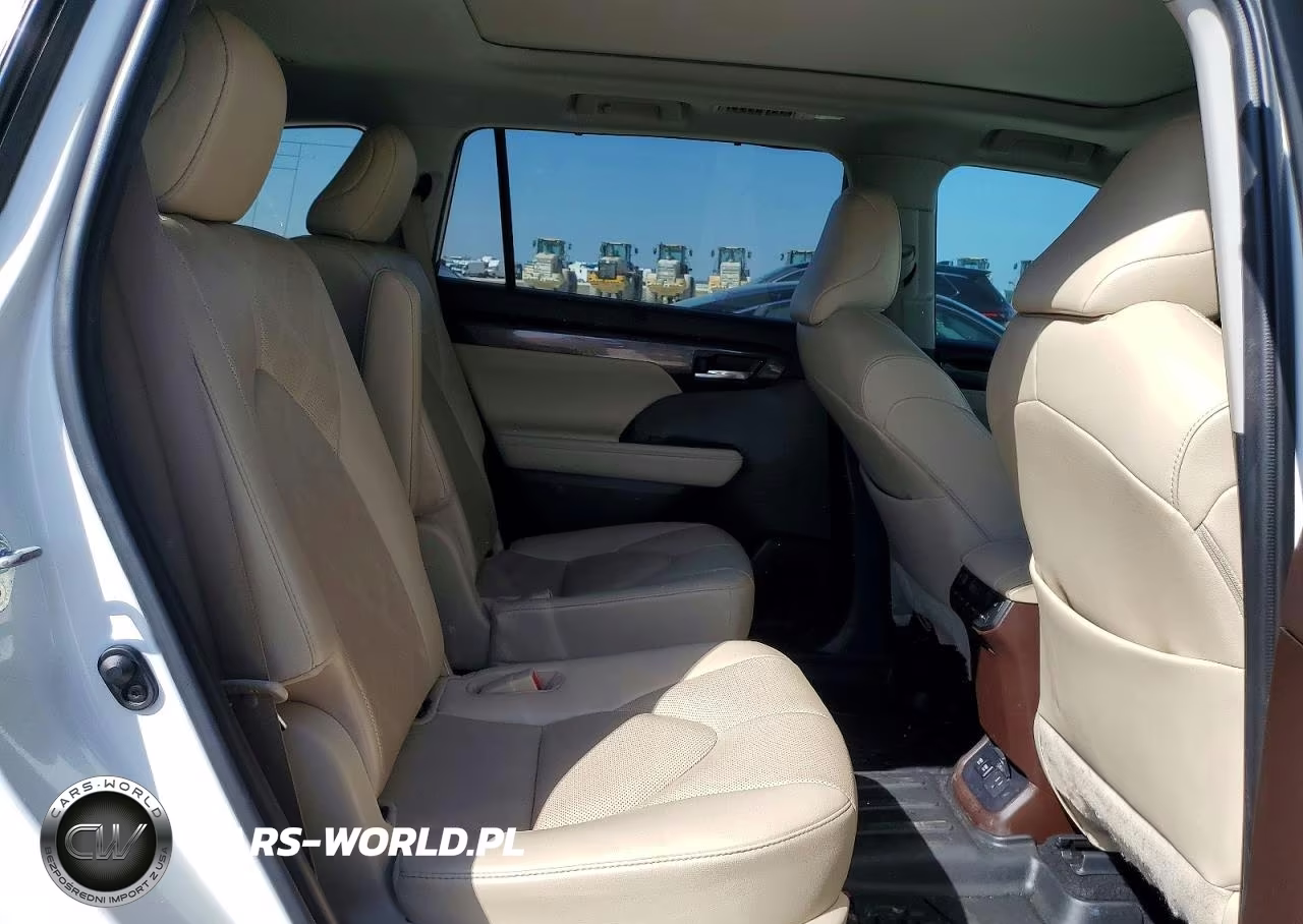 2021 Toyota Highlander Platinum VIN:5TDFZRBH1MS134820 - 11