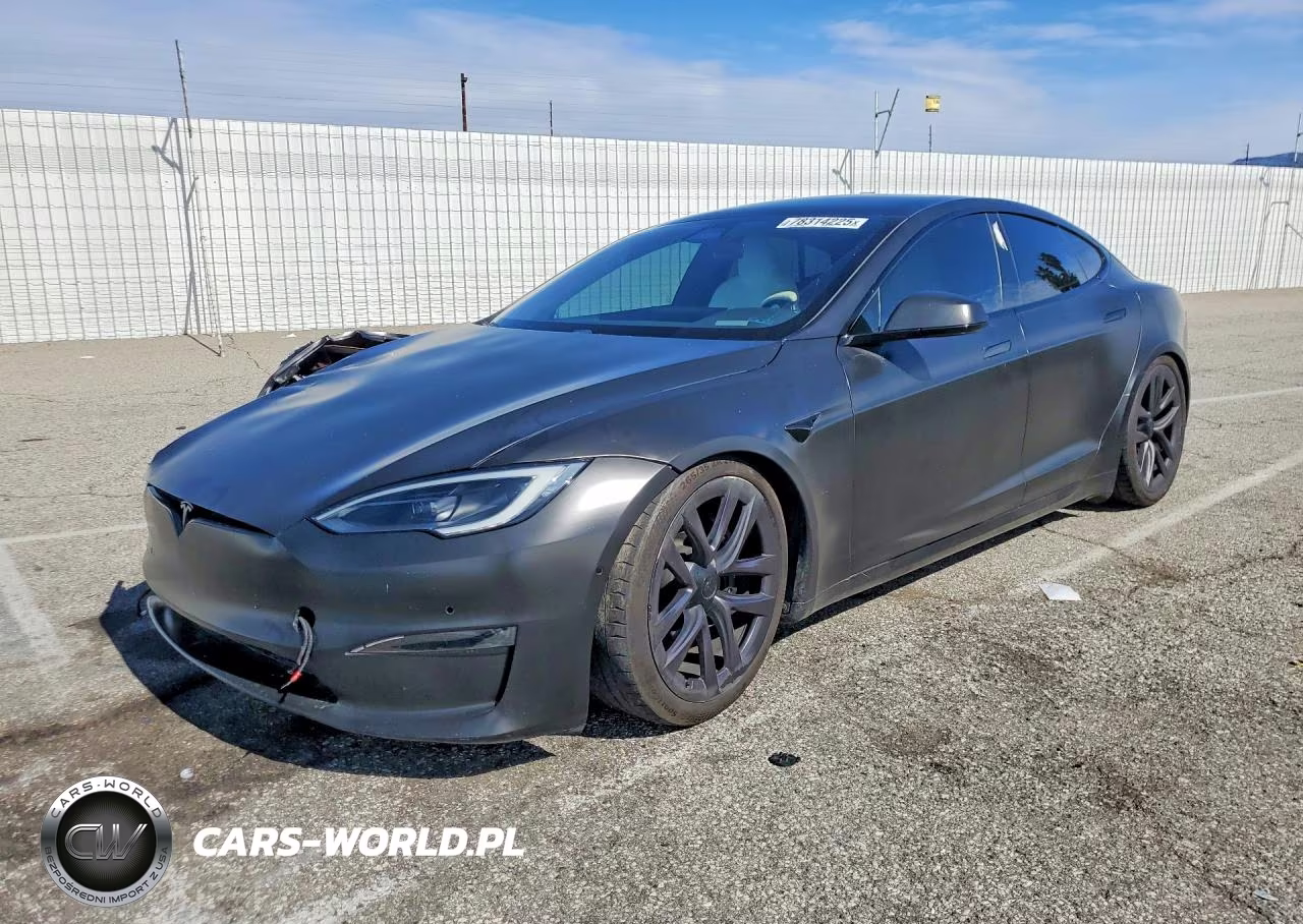 2022 Tesla Model S – zdjęcie 1 z 12