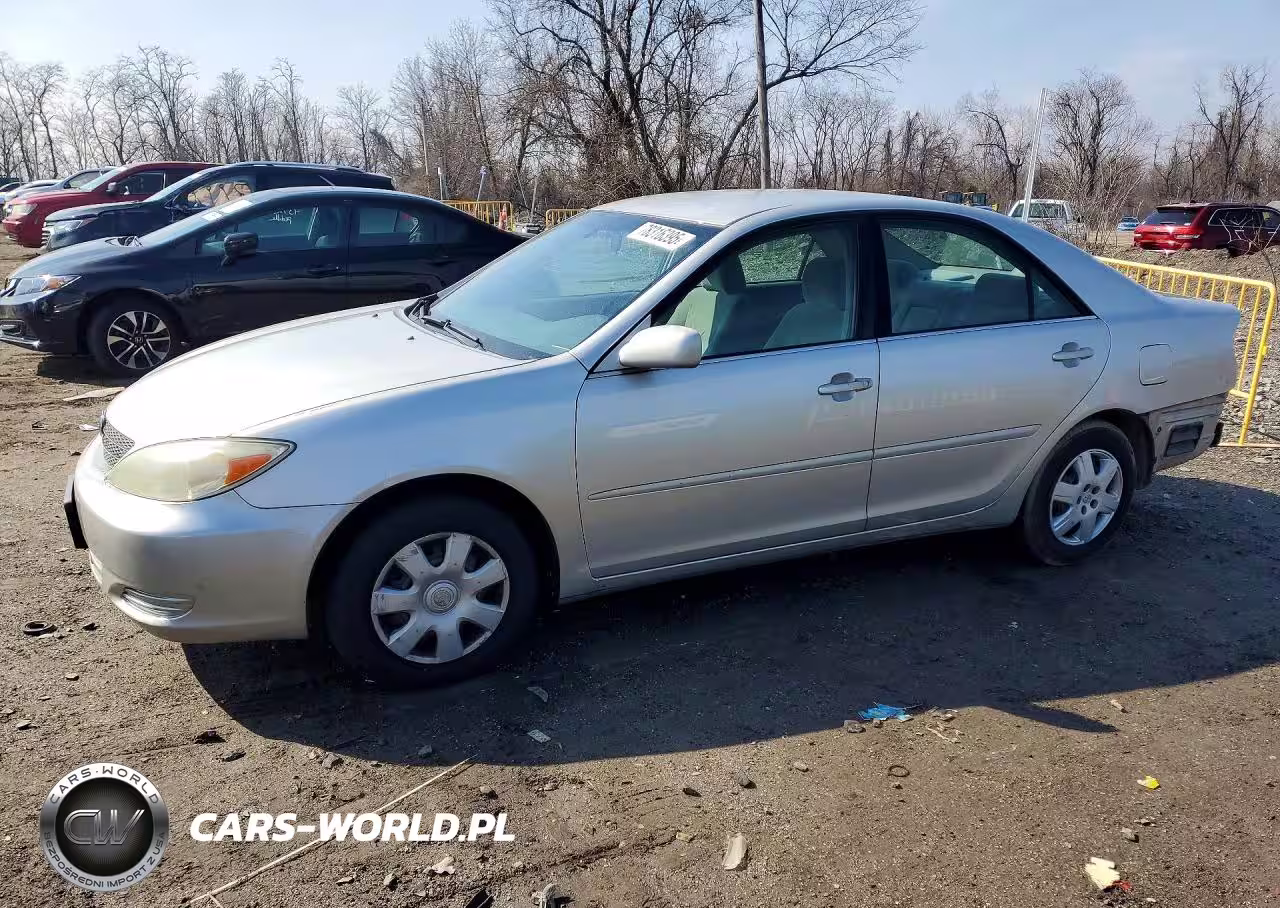 2004 Toyota Camry Le