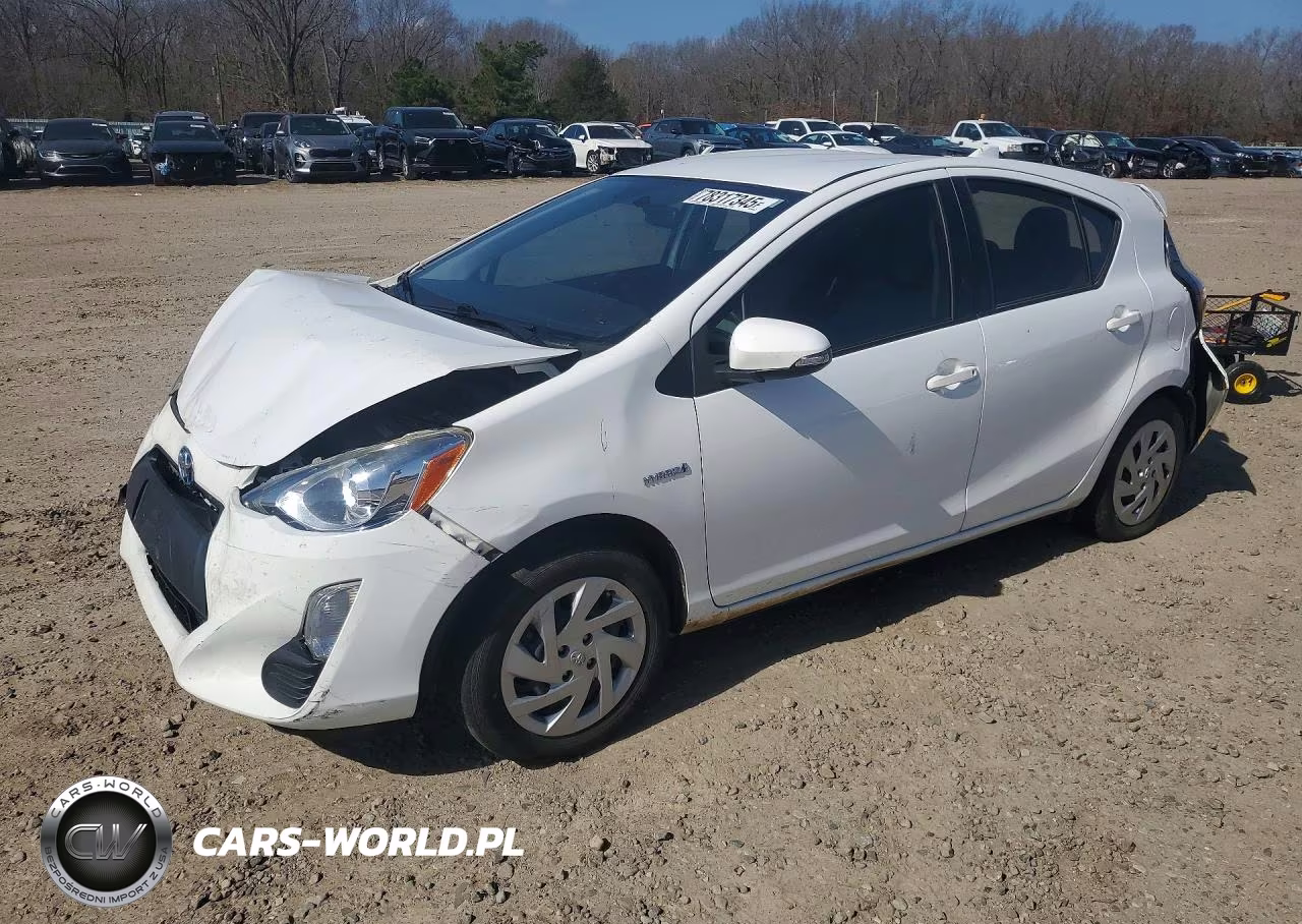 2016 Toyota Prius C One