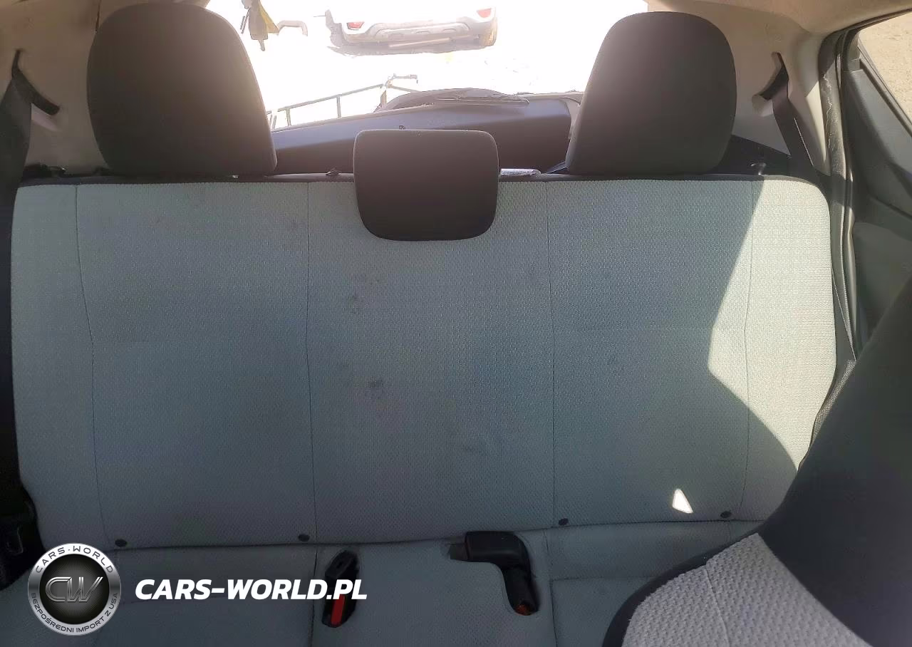 2016 Toyota Prius C One VIN:JTDKDTB34G1136724 - 10