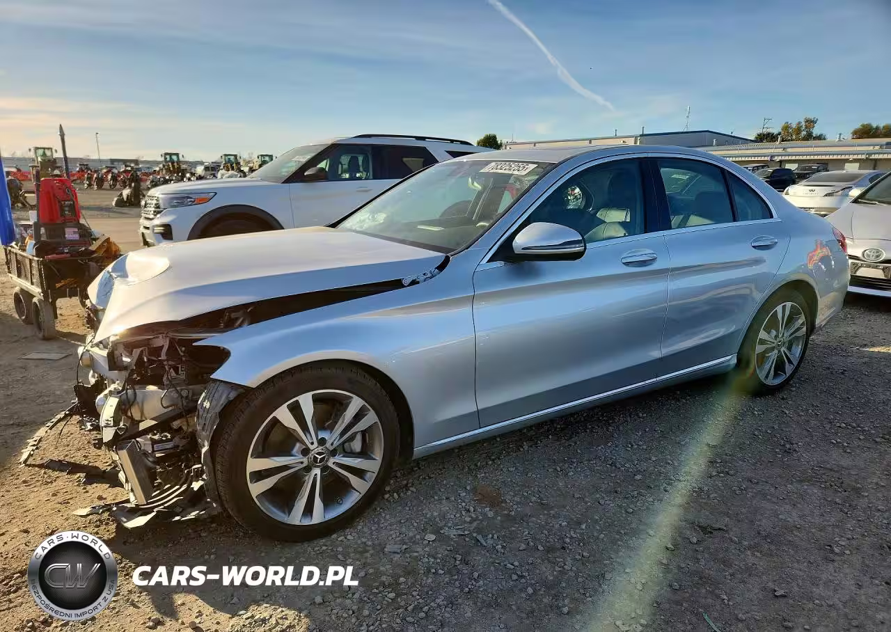 2020 Mercedes-Benz C 300