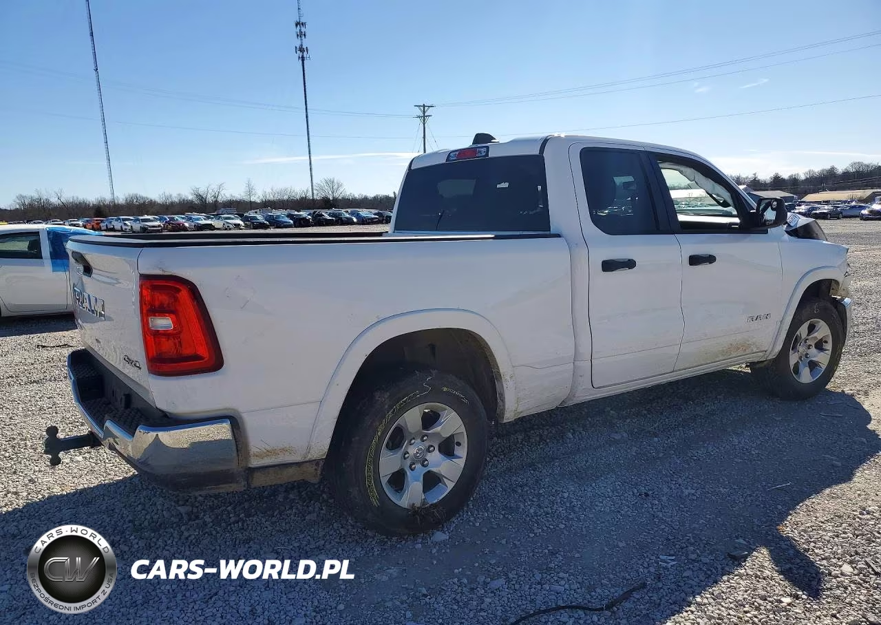 2025 Ram 1500 Big Horn-Lone Star VIN:1C6RRFBG8SN515397 - 3