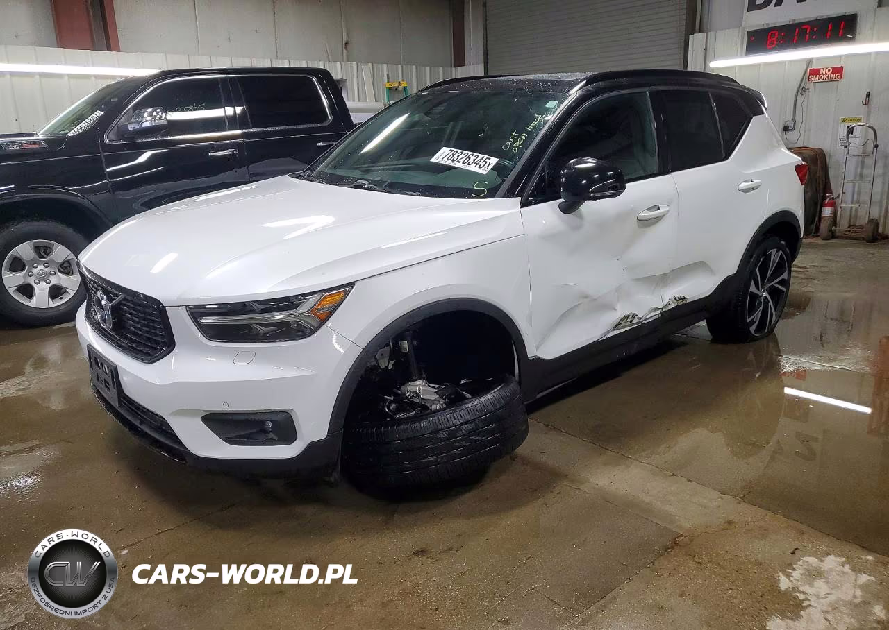 2021 Volvo Xc40 T5 R-Design