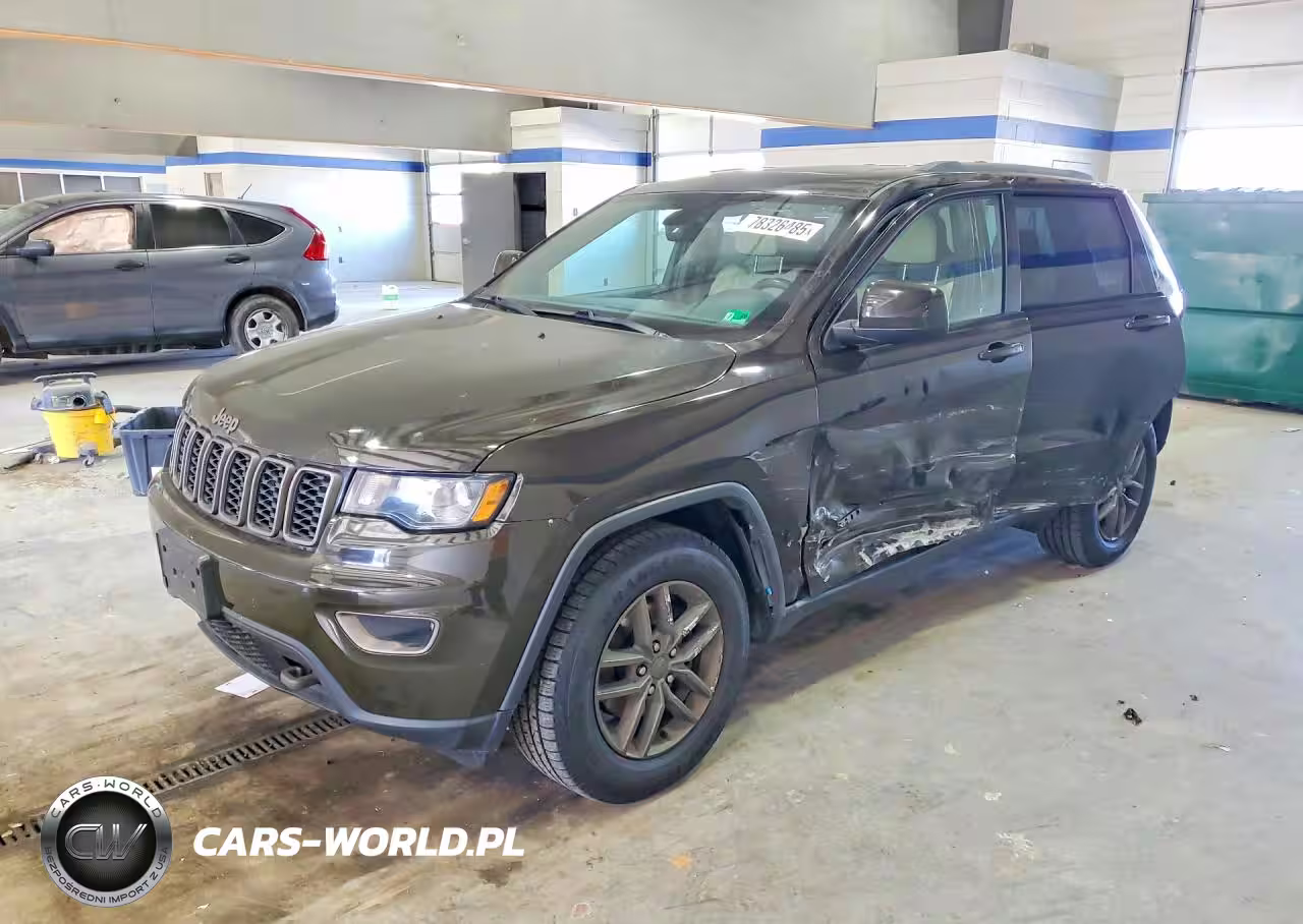 2017 Jeep Grand Cherokee Laredo