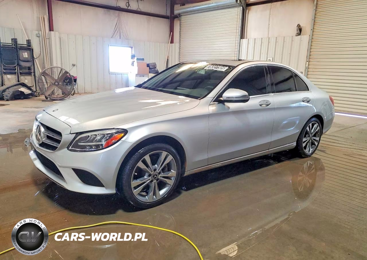 2019 Mercedes-Benz C 300
